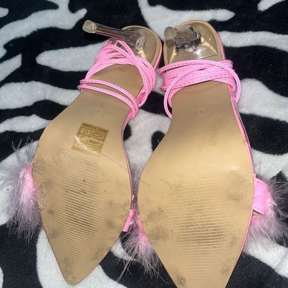 Pink tie up feather/fluffy slippers size 40/8.5 - Picture 3 of 4